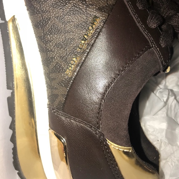 MK shoes - Picture 3 of 4